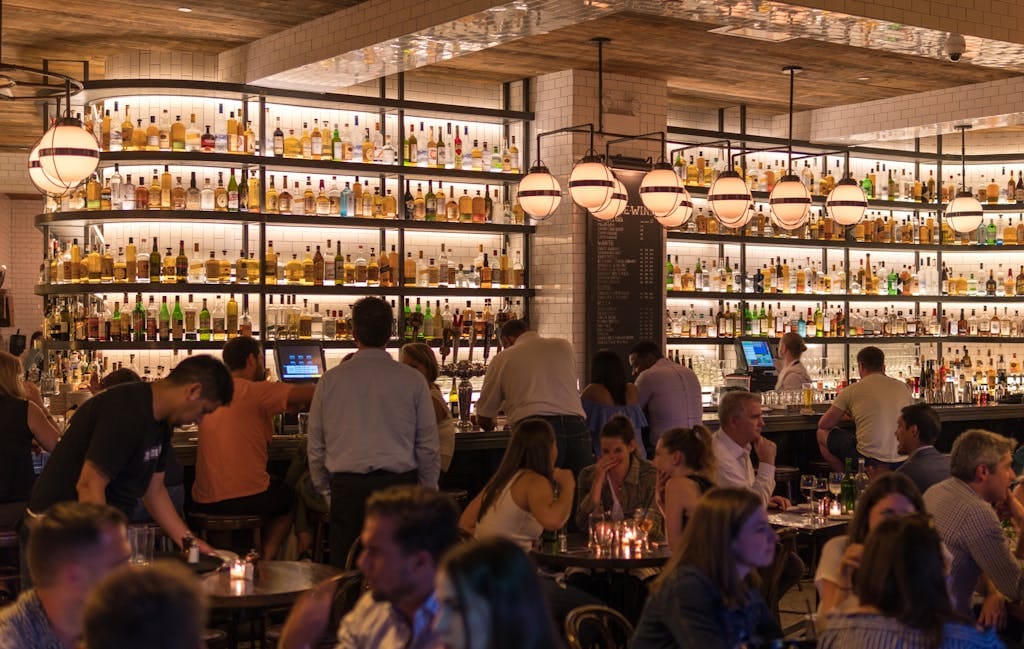Restaurants and Lounges